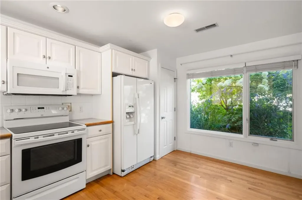 2 Blindbrook Drive Narragansett RI 02882