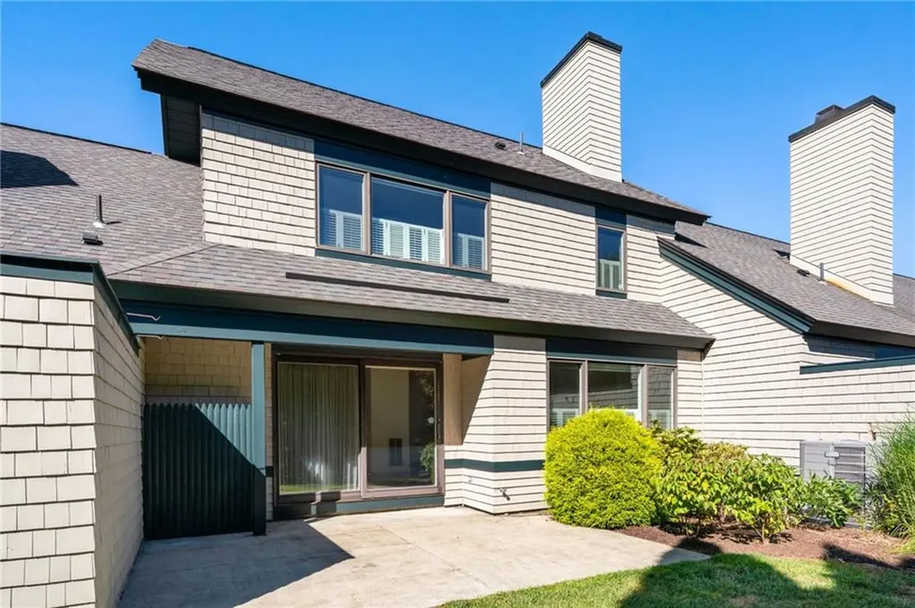 2 Blindbrook Drive Narragansett RI 02882