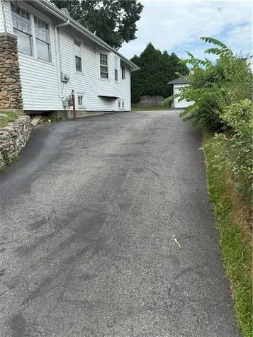 117 West Main Road Middletown RI 02842