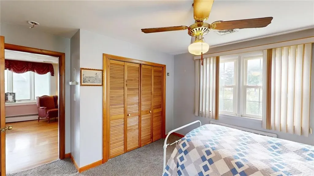 8 Vincent Avenue North Smithfield RI 02896