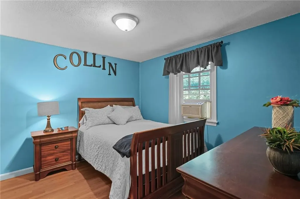 72 Winifred Avenue Warwick RI 02889