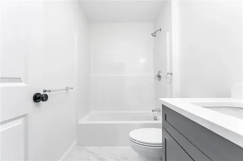 83 Pine Crest Drive East Providence RI 02915