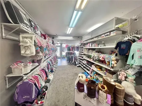 32 Main Road Tiverton RI 02878