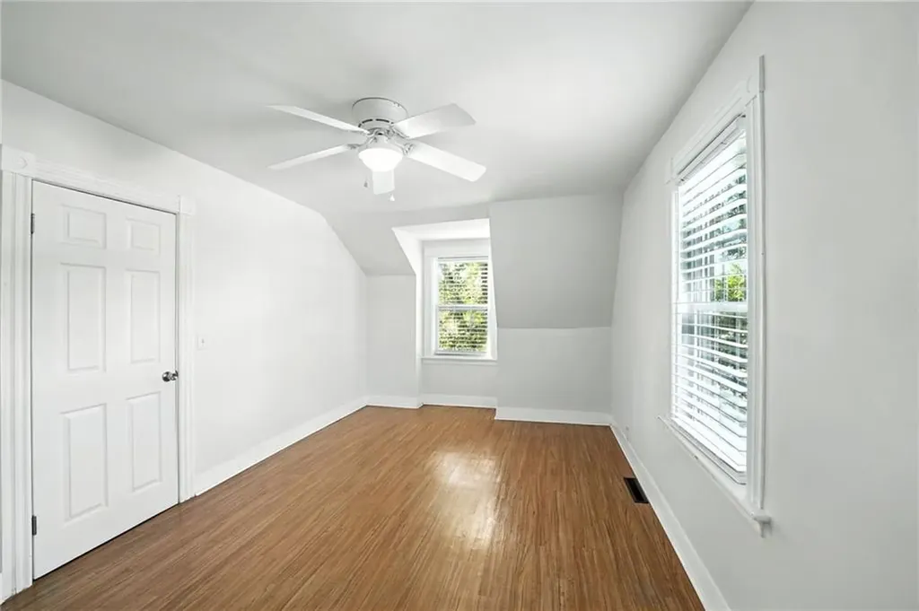 997 West Shore Road Warwick RI 02889