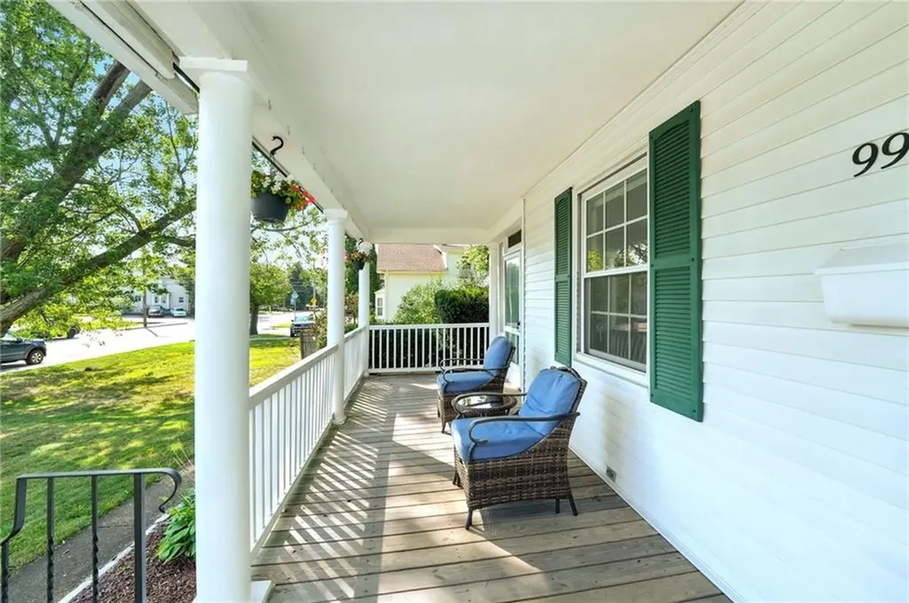 997 West Shore Road Warwick RI 02889