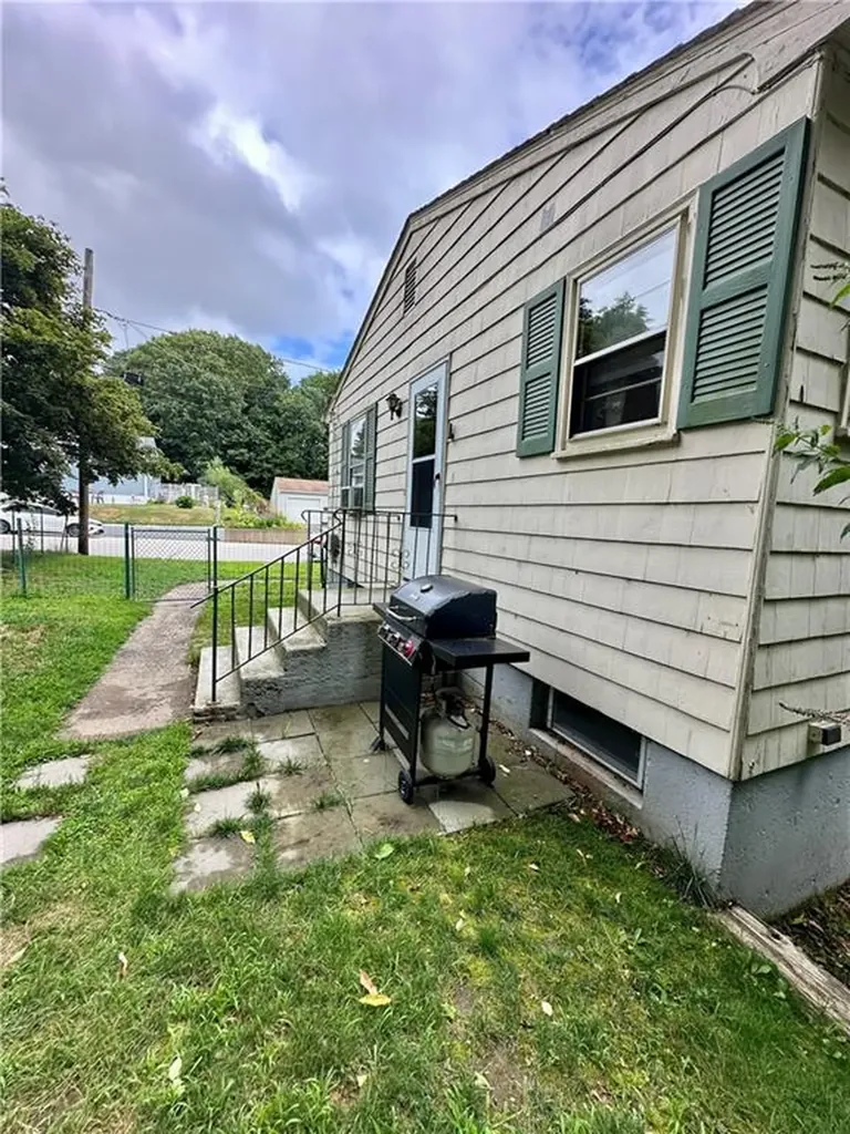 103 Windsor Park Drive Coventry RI 02816