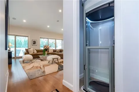 32 Wescott Way Coventry RI 02816