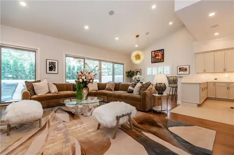 32 Wescott Way Coventry RI 02816