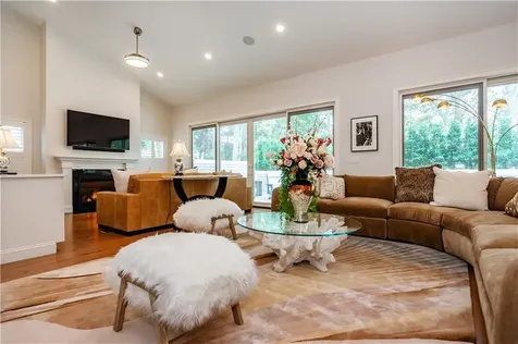 32 Wescott Way Coventry RI 02816