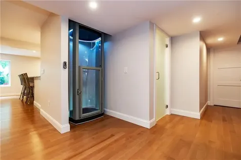 32 Wescott Way Coventry RI 02816