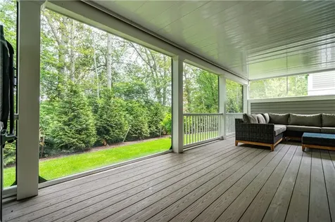 32 Wescott Way Coventry RI 02816