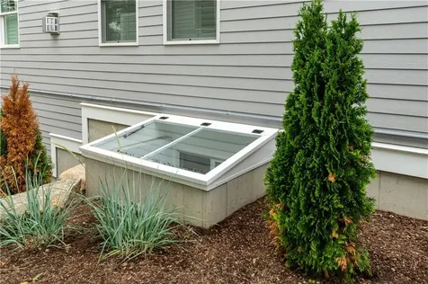 32 Wescott Way Coventry RI 02816