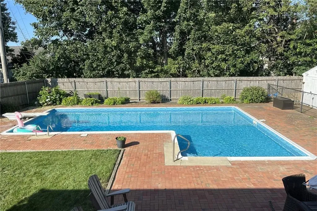 4 Norton Drive Cumberland RI 02864