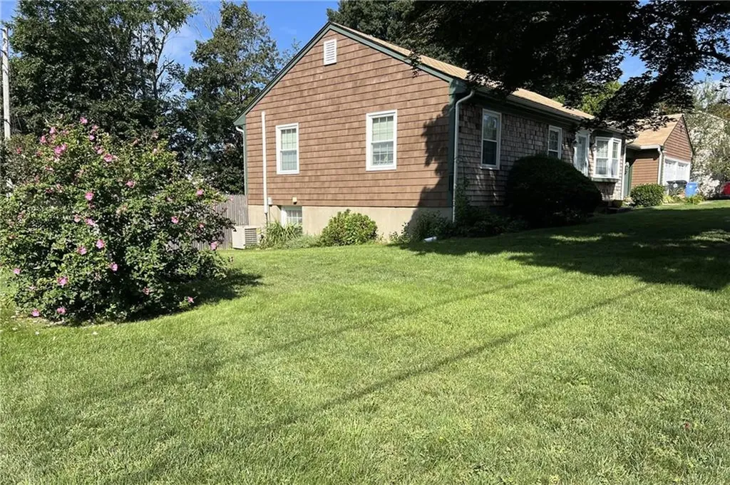 4 Norton Drive Cumberland RI 02864