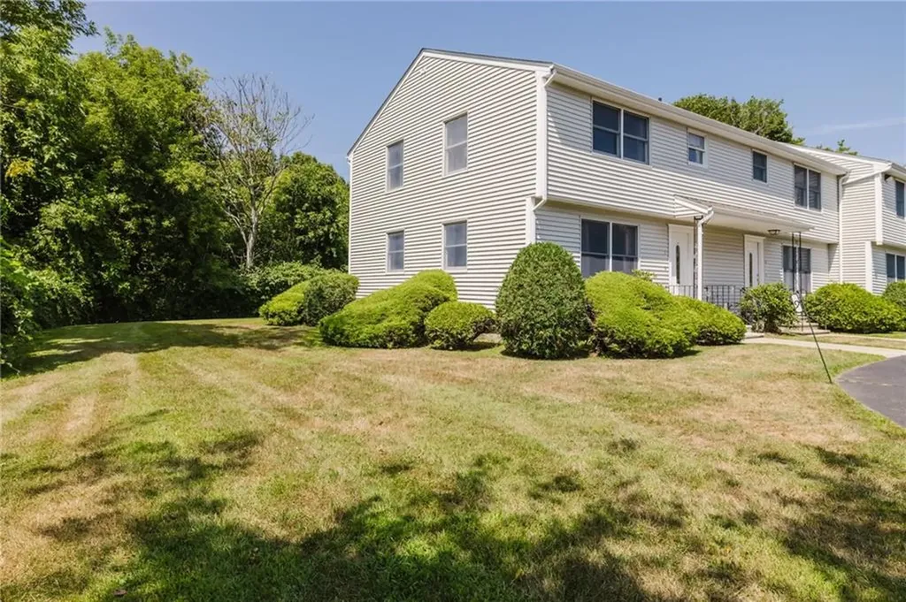 9 Morrill Lane North Providence RI 02904