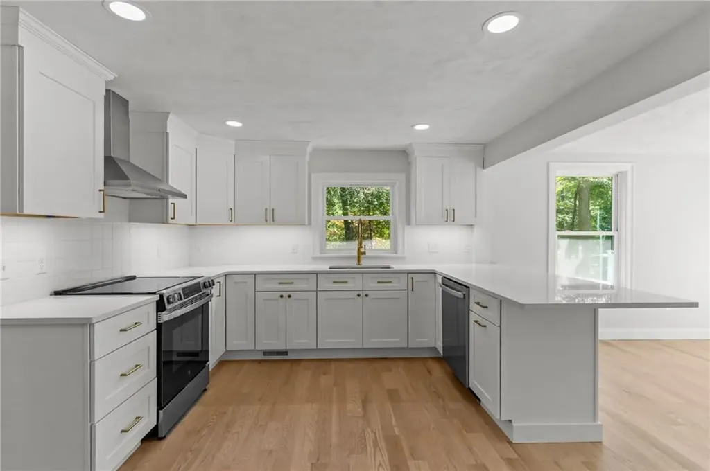 58 Little Pond County Road Cumberland RI 02864