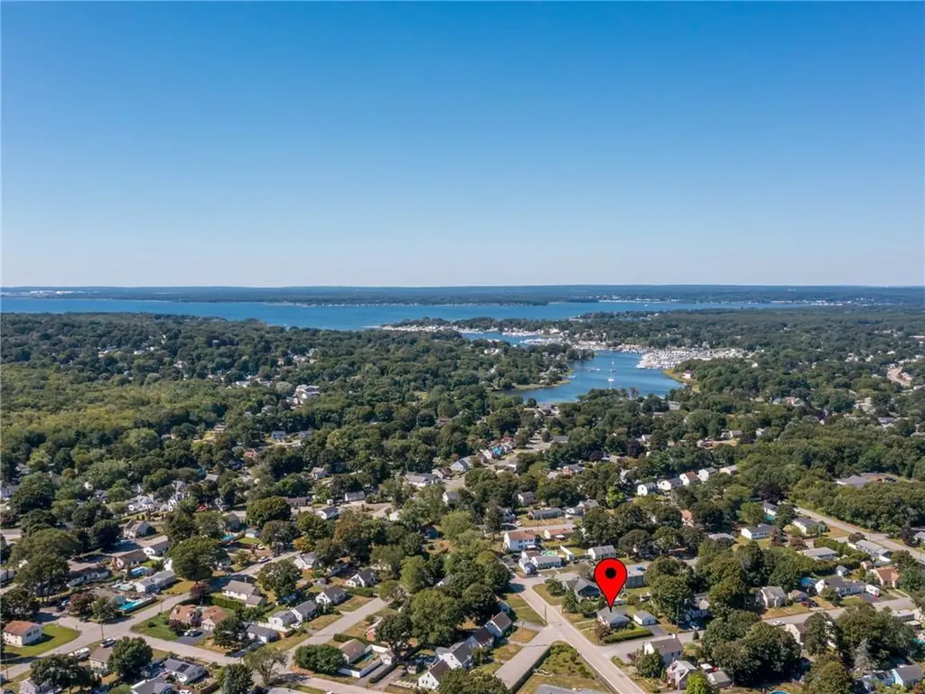 309 Longmeadow Avenue Warwick RI 02889