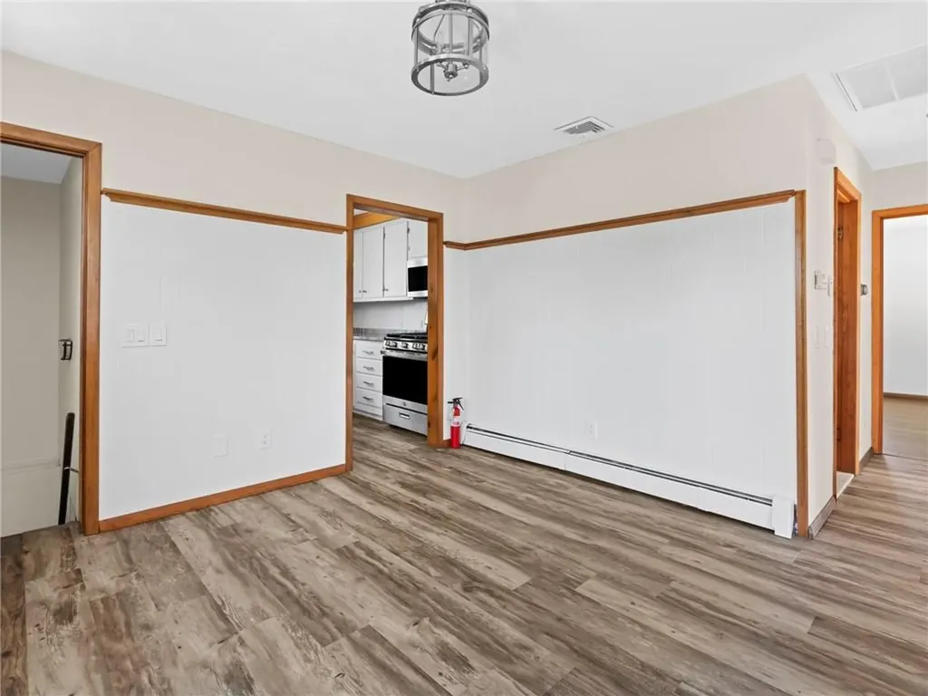 309 Longmeadow Avenue Warwick RI 02889