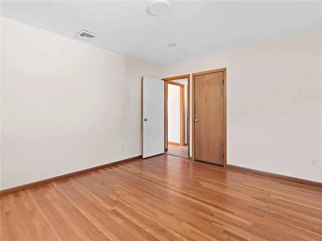 309 Longmeadow Avenue Warwick RI 02889