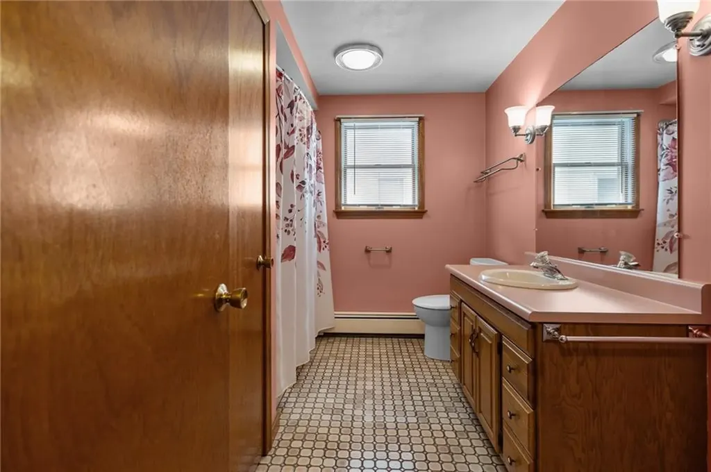 62 Littlefield Street Pawtucket RI 02861