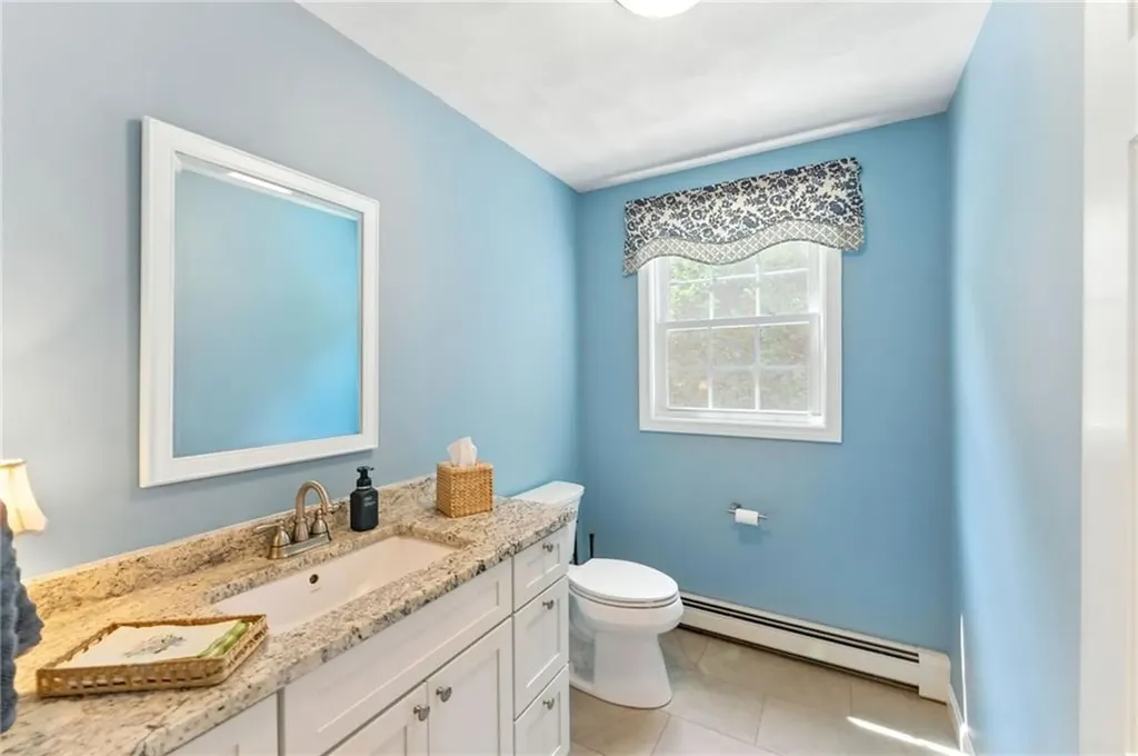 3 Sandy Lane Bristol RI 02809