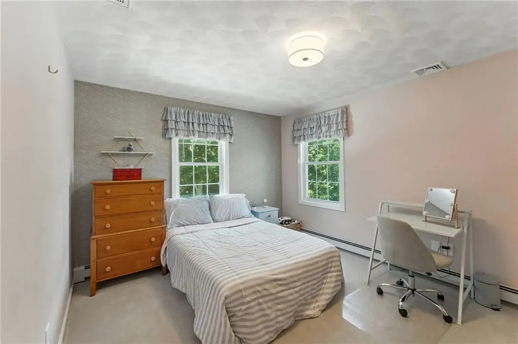 3 Sandy Lane Bristol RI 02809