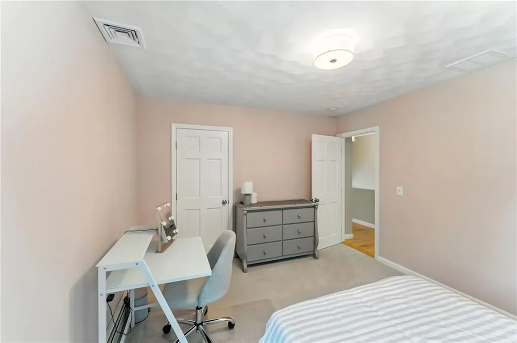 3 Sandy Lane Bristol RI 02809