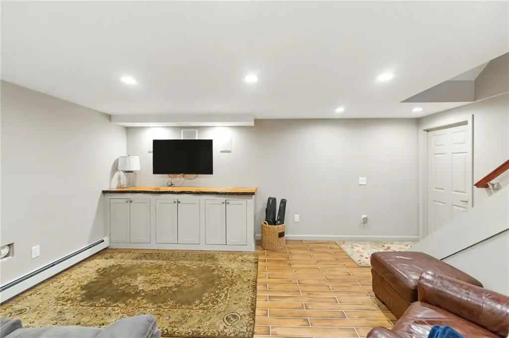 3 Sandy Lane Bristol RI 02809