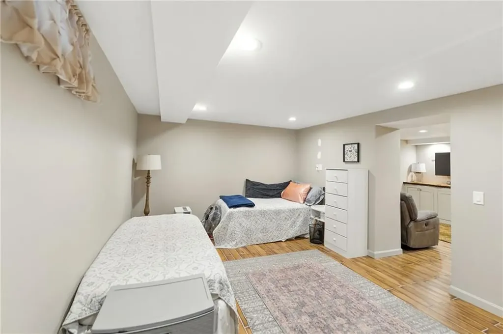 3 Sandy Lane Bristol RI 02809