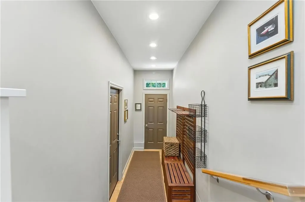 3 Sandy Lane Bristol RI 02809