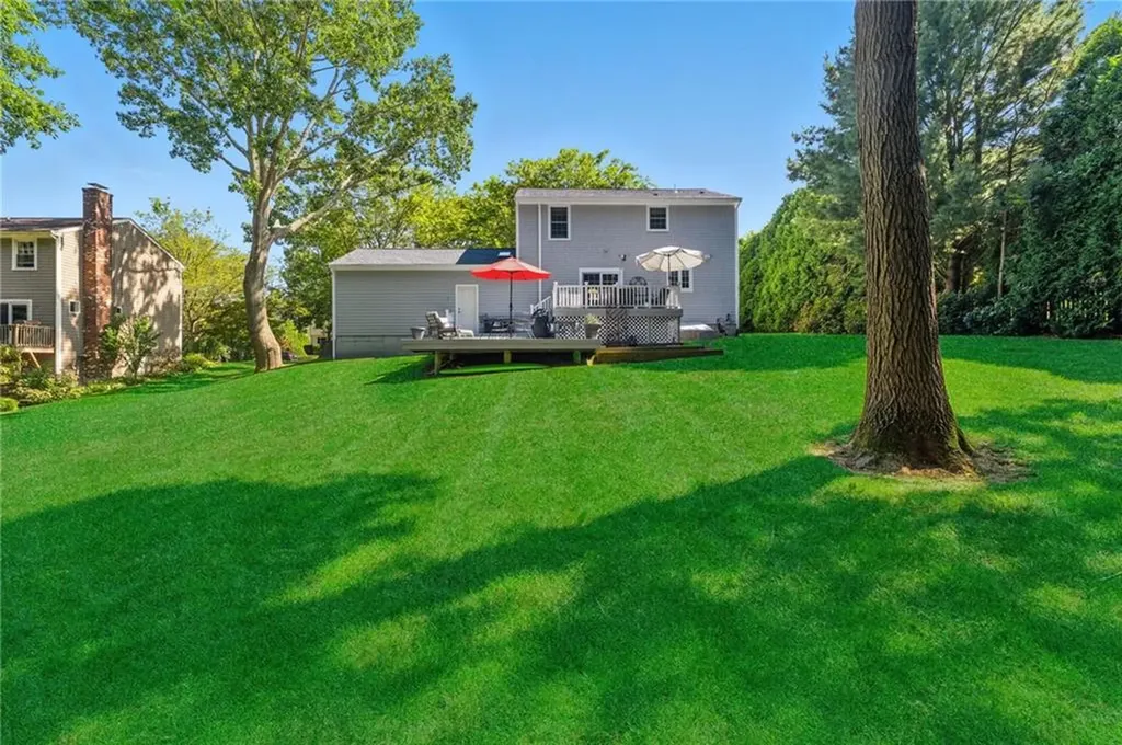 3 Sandy Lane Bristol RI 02809