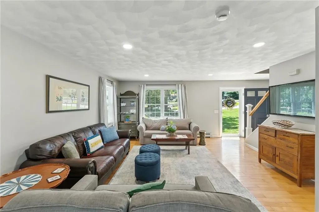 3 Sandy Lane Bristol RI 02809