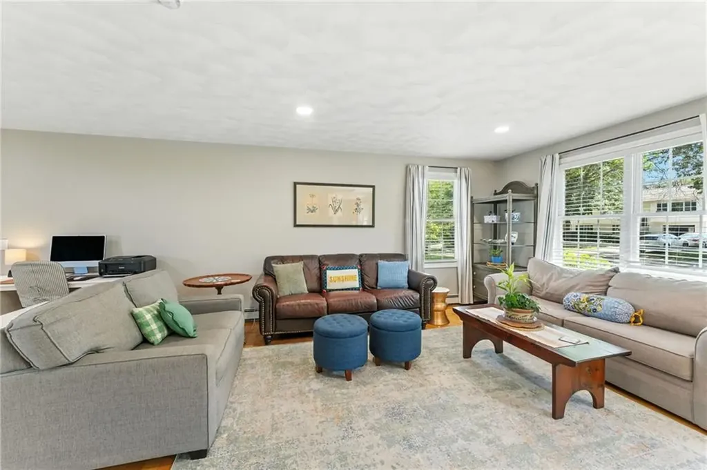 3 Sandy Lane Bristol RI 02809