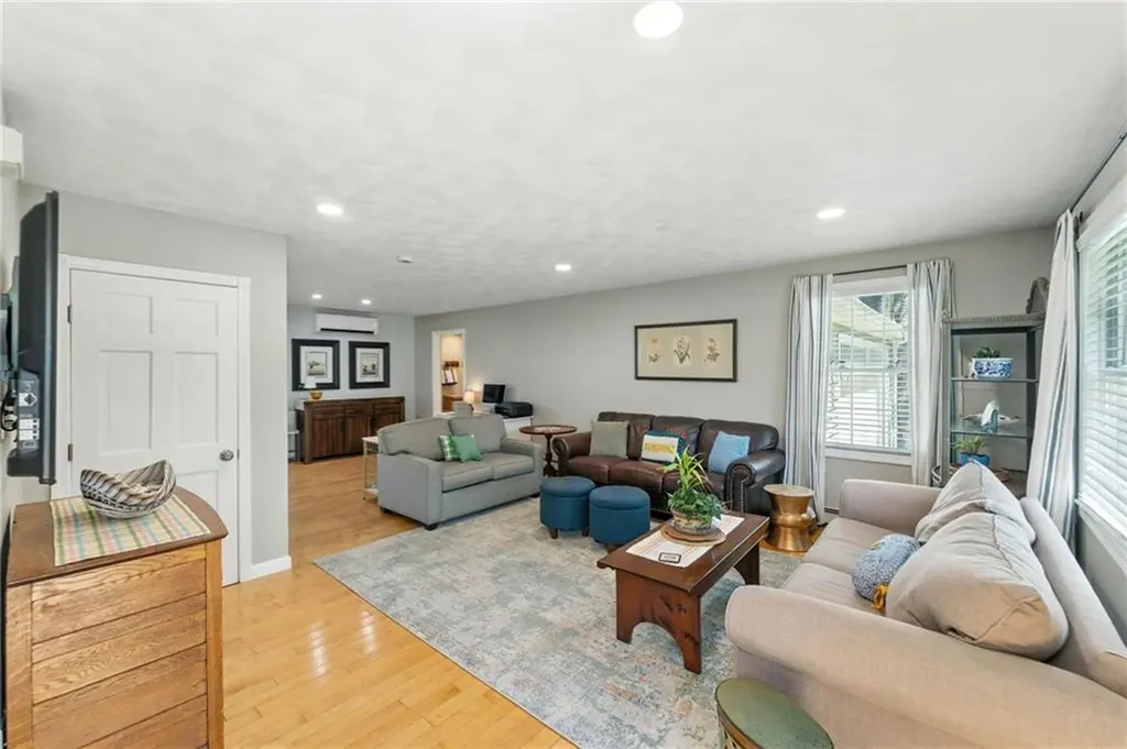 3 Sandy Lane Bristol RI 02809