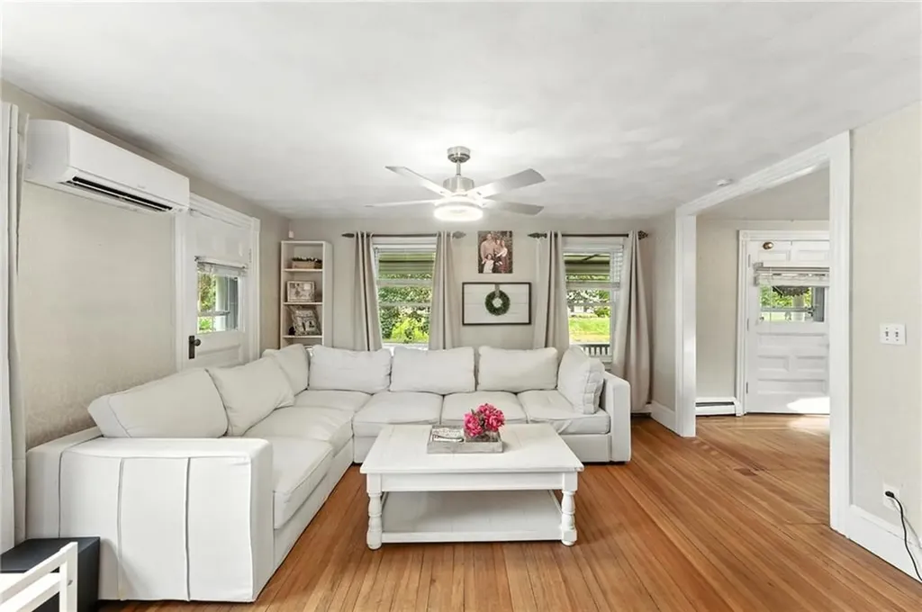 57 River Vue Avenue Warwick RI 02889