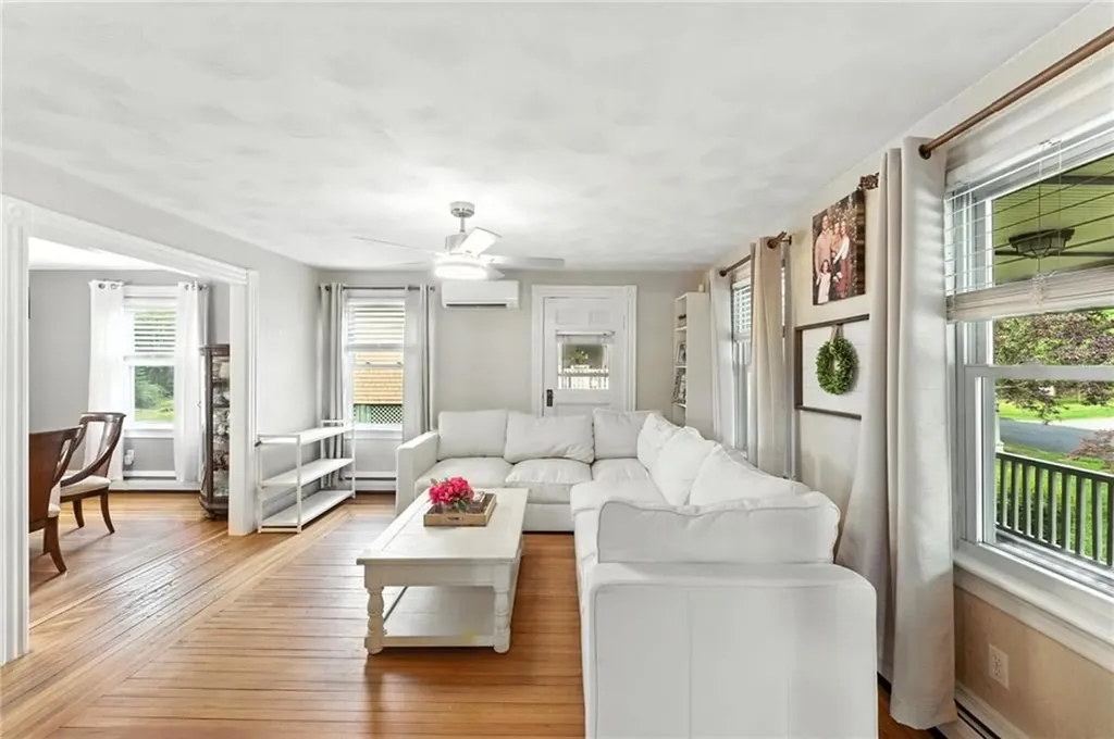 57 River Vue Avenue Warwick RI 02889