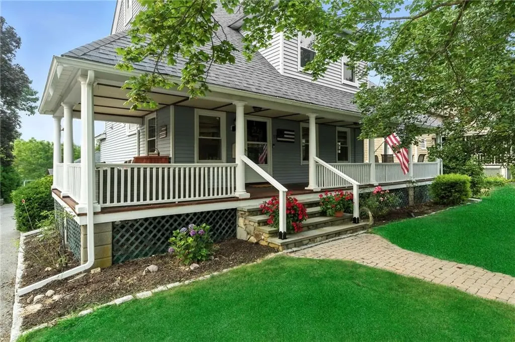 57 River Vue Avenue Warwick RI 02889