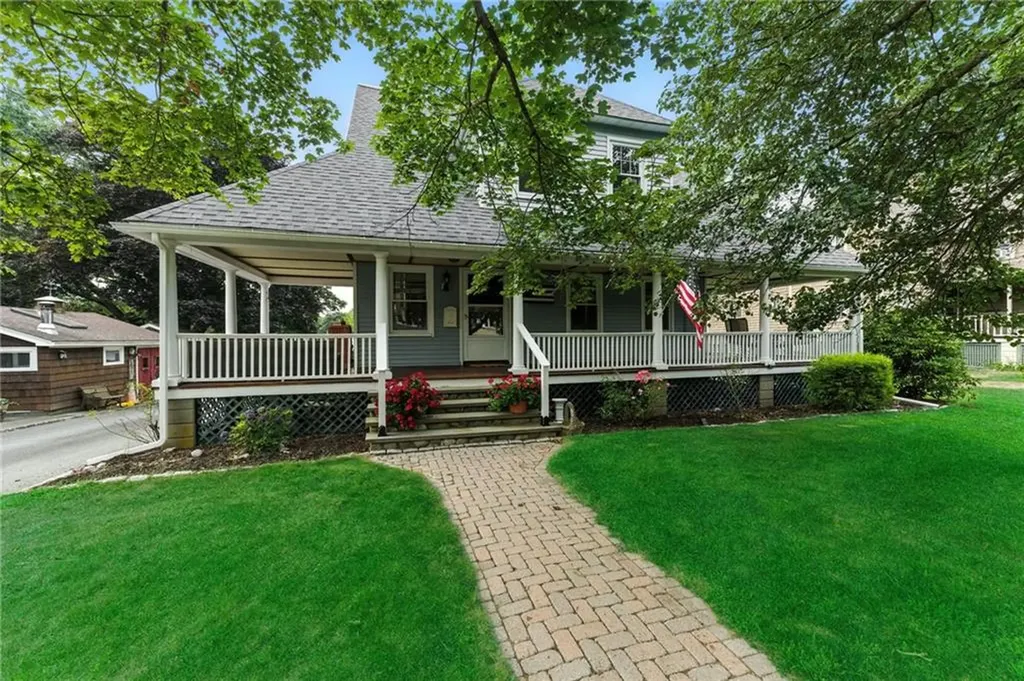 57 River Vue Avenue Warwick RI 02889