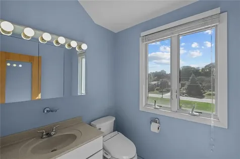 34 Arrow Lane North Kingstown RI 02852