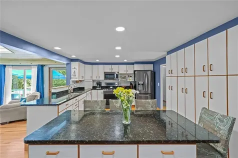 34 Arrow Lane North Kingstown RI 02852