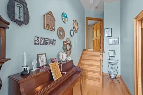 34 Arrow Lane North Kingstown RI 02852