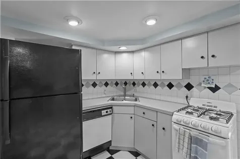 34 Arrow Lane North Kingstown RI 02852