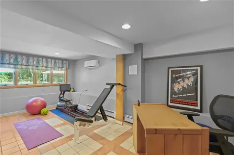 34 Arrow Lane North Kingstown RI 02852