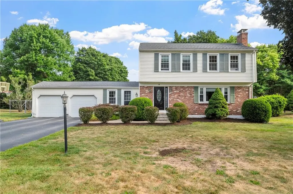 41 Thomas Leighton Boulevard Cumberland RI 02864