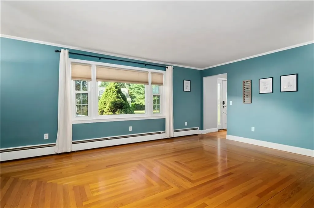41 Thomas Leighton Boulevard Cumberland RI 02864