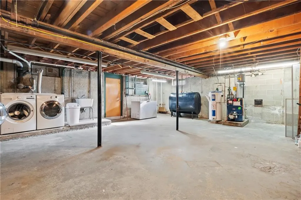 41 Thomas Leighton Boulevard Cumberland RI 02864