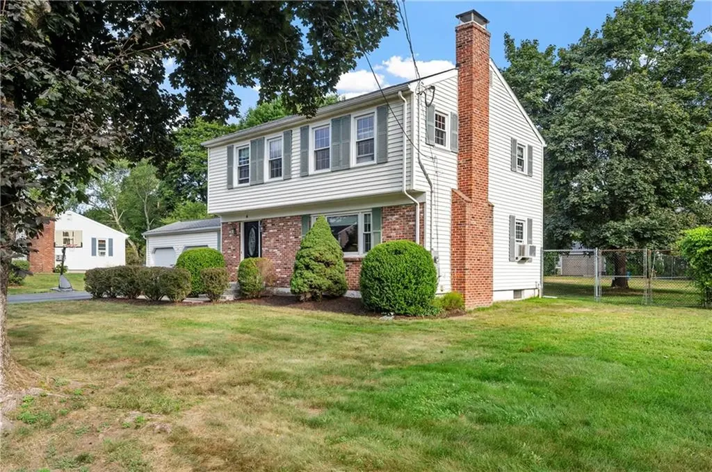 41 Thomas Leighton Boulevard Cumberland RI 02864