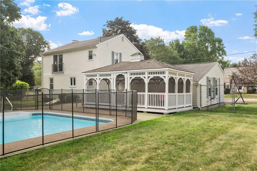 41 Thomas Leighton Boulevard Cumberland RI 02864