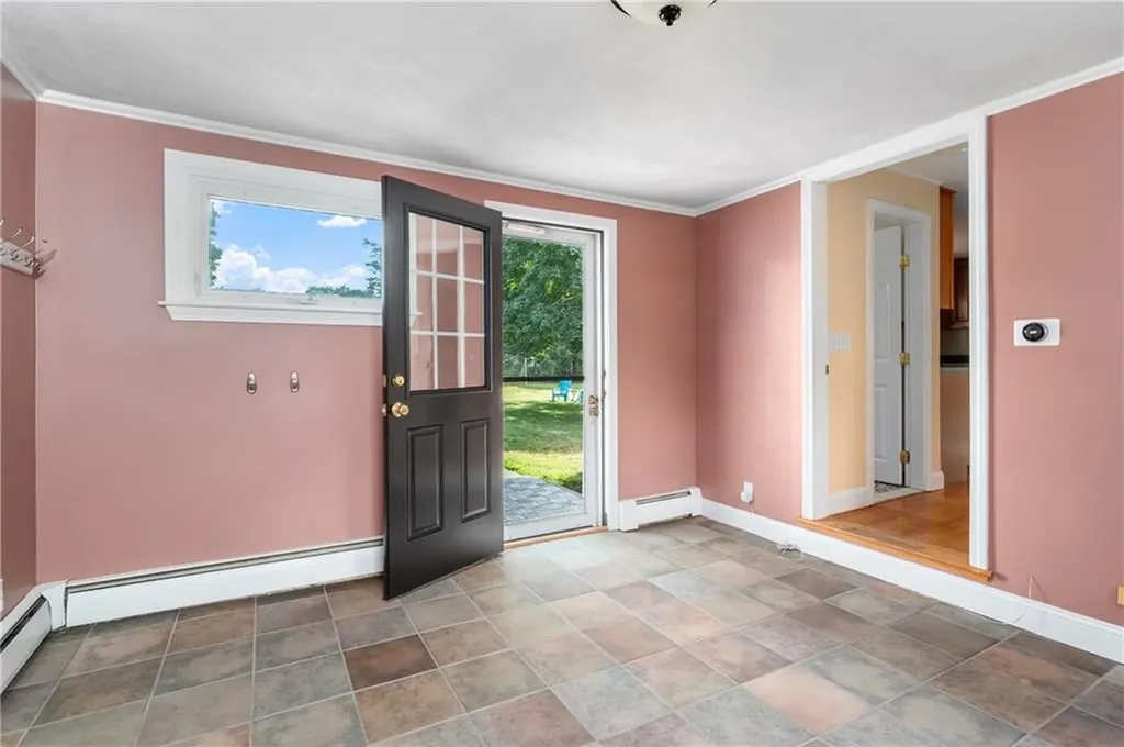 41 Thomas Leighton Boulevard Cumberland RI 02864