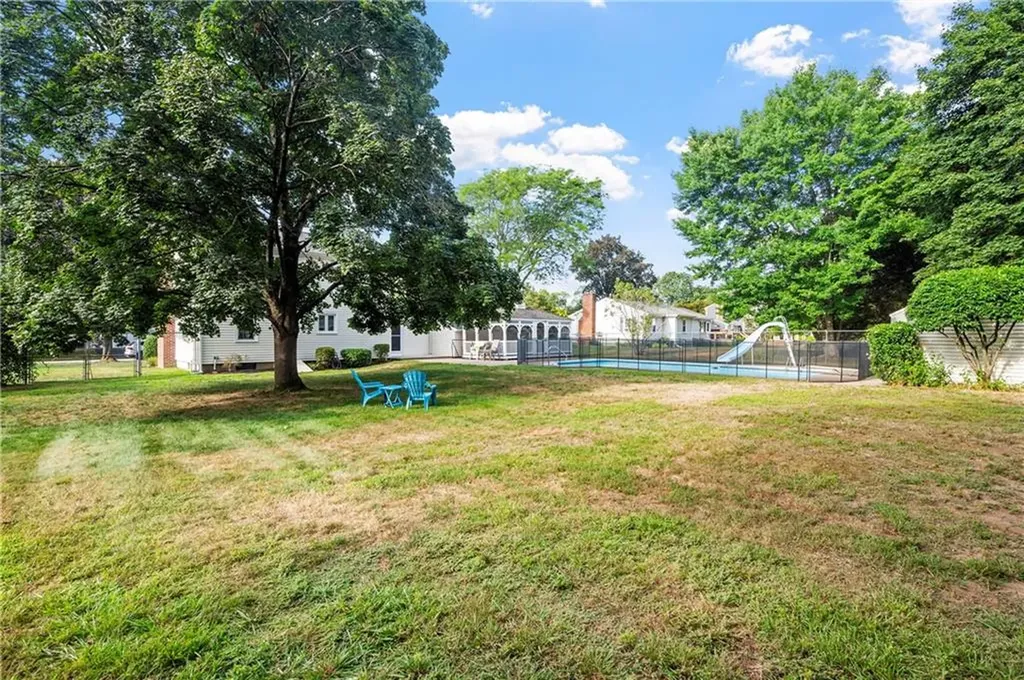 41 Thomas Leighton Boulevard Cumberland RI 02864